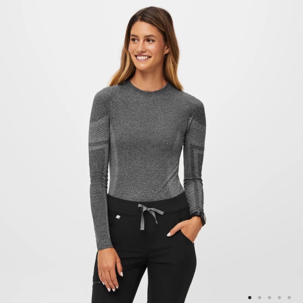 FIGS Salta Seamless Longsleeve Underscrub in charcoal, size S